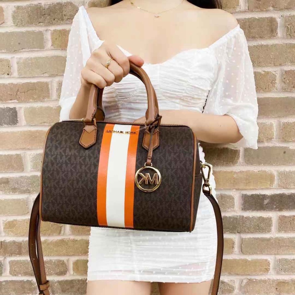 BUNDLE💞NWT Michael Kors Satchel & Wallet - Picture 8 of 14